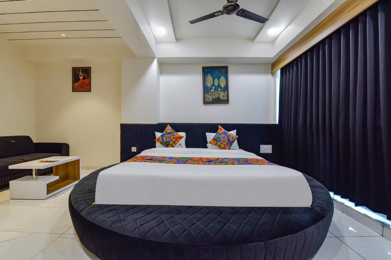 Fabhotel Bliss Ahmadábád Kültér fotó
