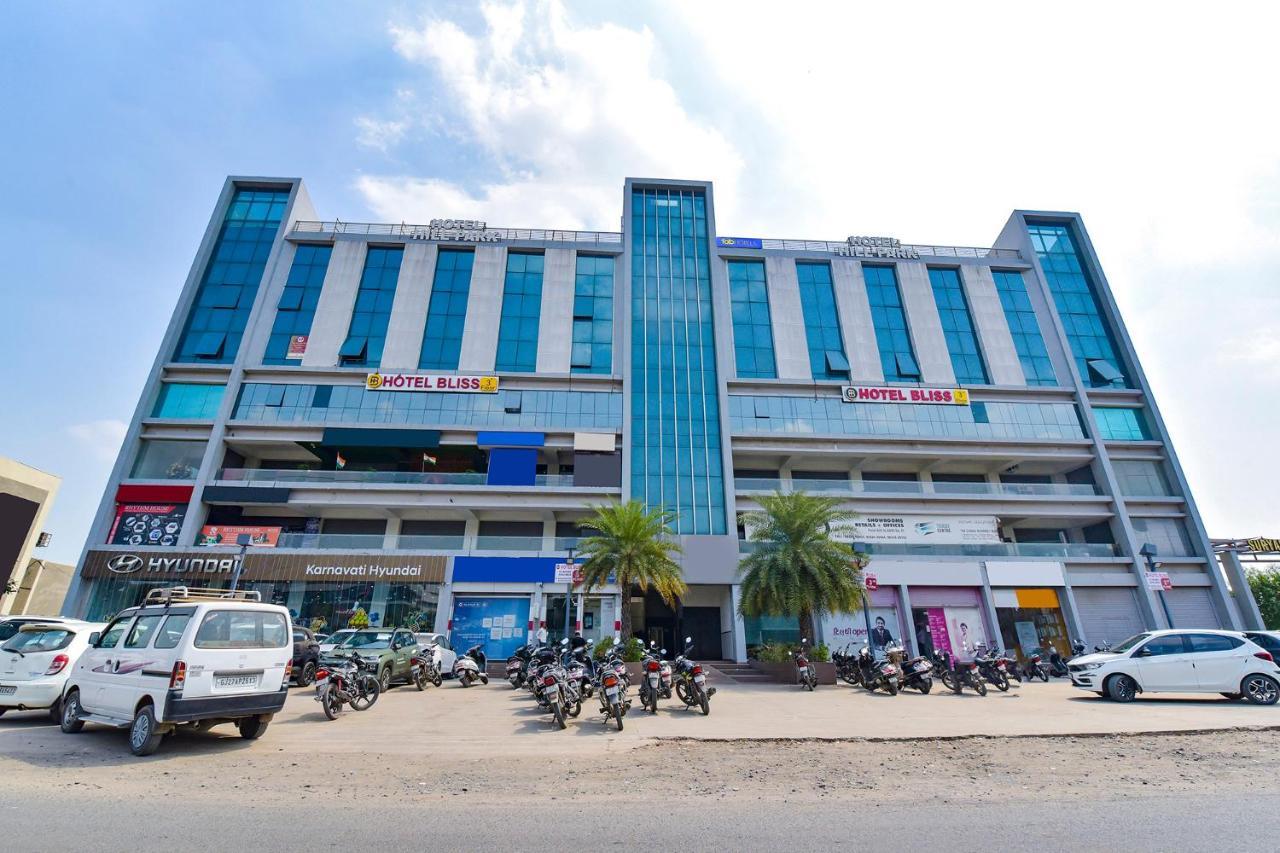 Fabhotel Bliss Ahmadábád Kültér fotó