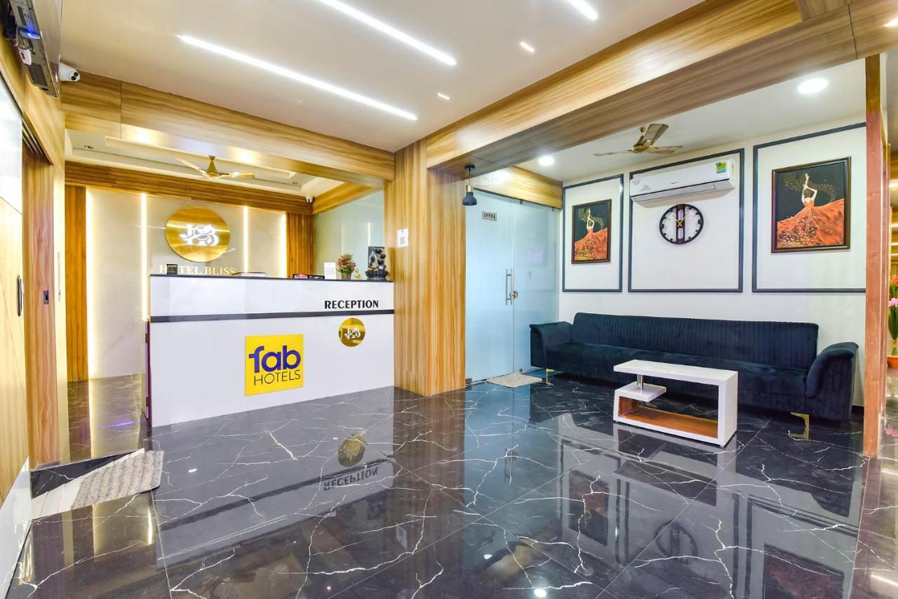 Fabhotel Bliss Ahmadábád Kültér fotó