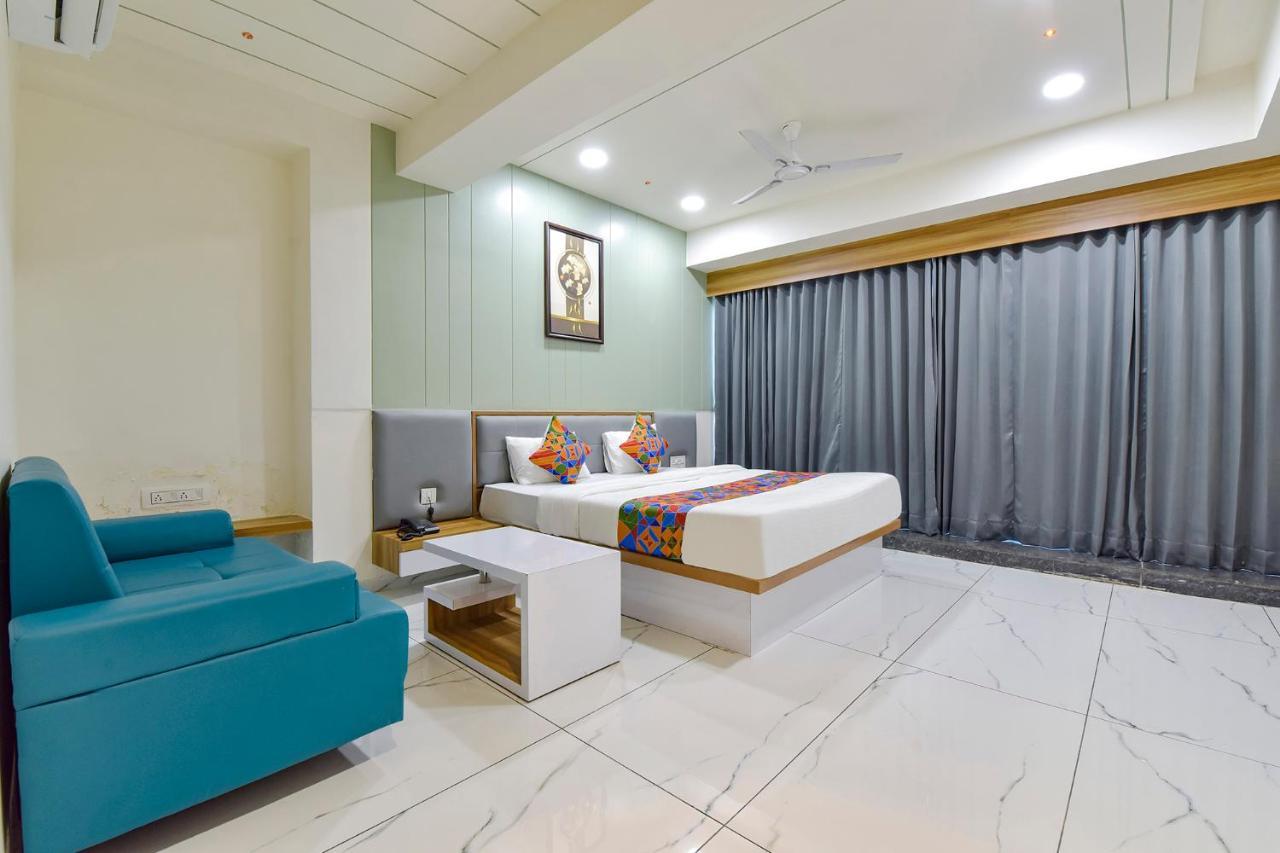Fabhotel Bliss Ahmadábád Kültér fotó