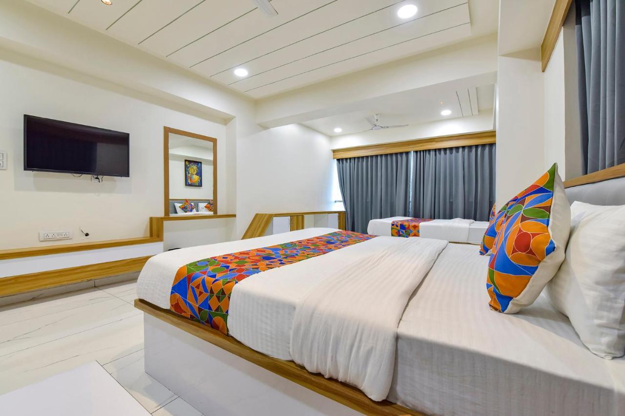 Fabhotel Bliss Ahmadábád Kültér fotó